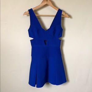 BCBG💙Mini Dress Cut Out Pleated Blue Like New